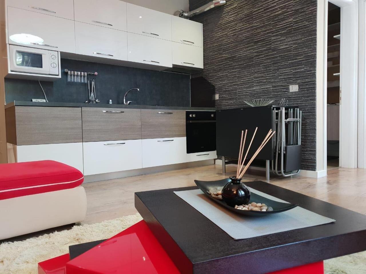 Haris Apartments ティラナ エクステリア 写真